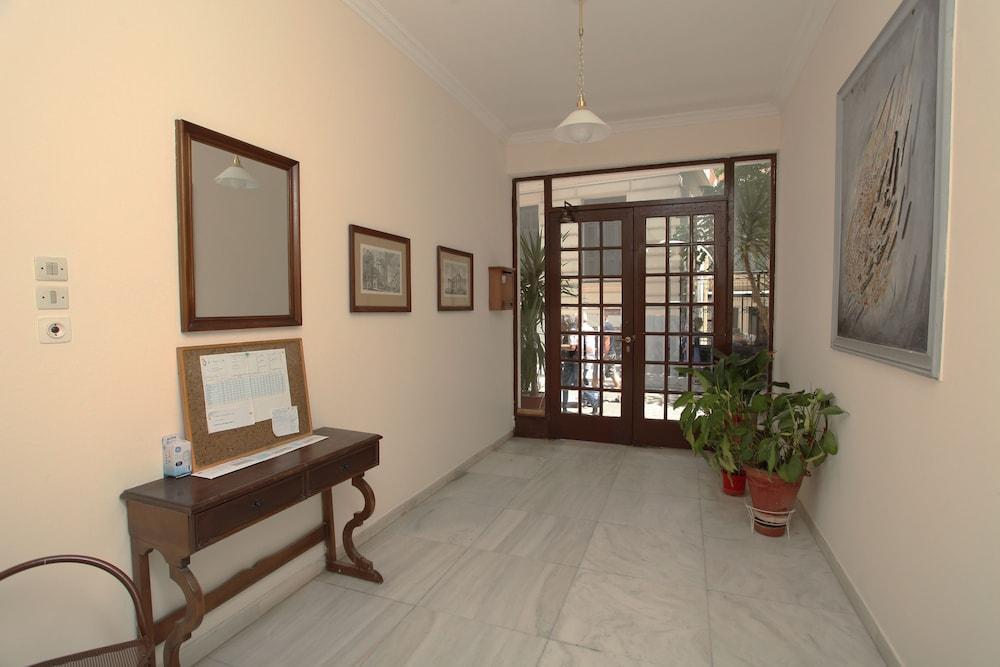 Stylish Studio Below The Acropolis Atina Dış mekan fotoğraf
